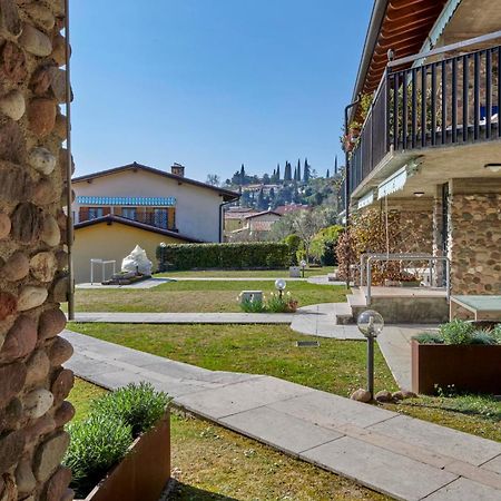 Apartmentsgarda - Baia D'Argento Residence كوسترمانو المظهر الخارجي الصورة